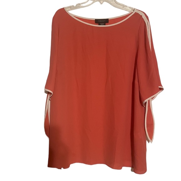 Sheer Pink and White Top - Picture 6 of 9